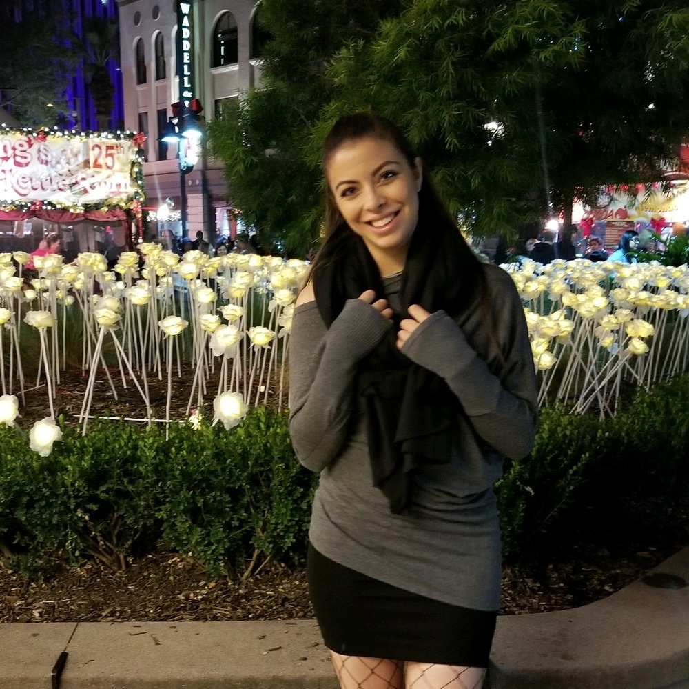 Meet your Posher, Alejandra